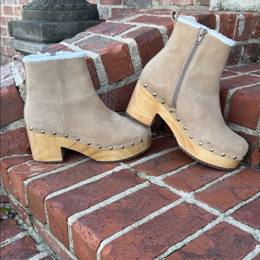 Aqua Spain clog booties ..on trend size 10 - Picture 10 of 10